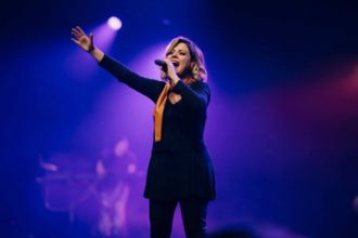 Photograph of Ana Paula Valadão